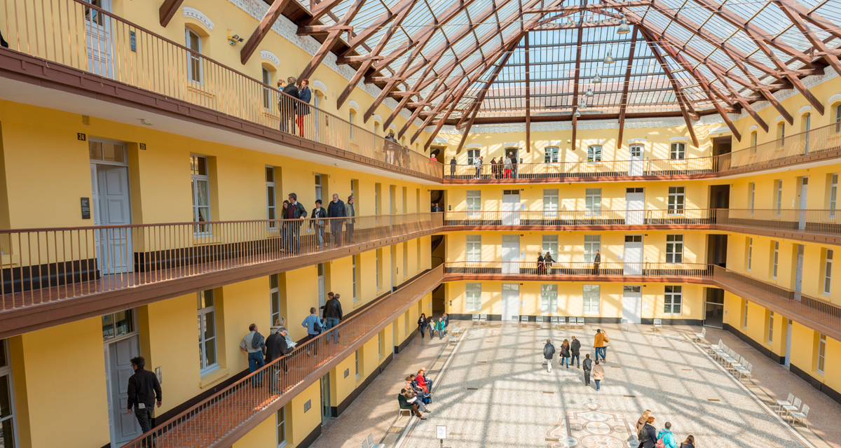 Familistère de Guise — cour intérieure